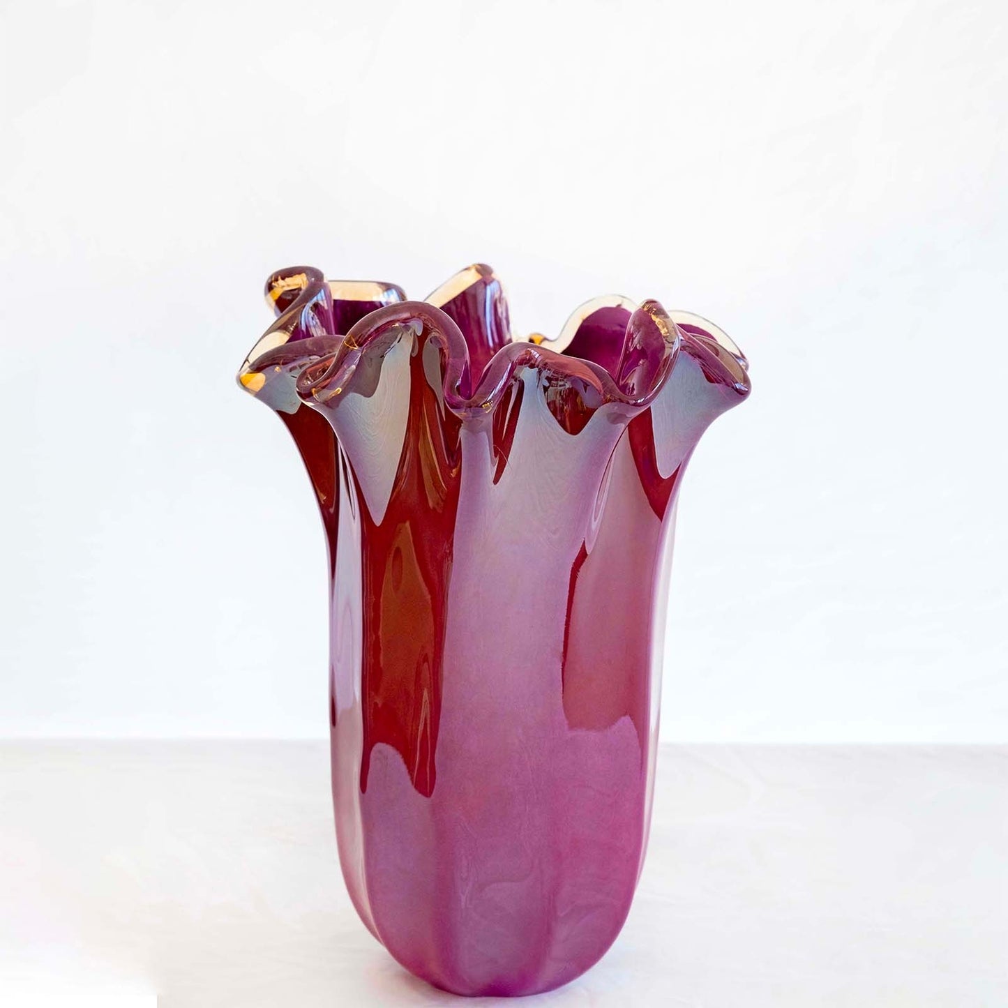 Stor lilla Fazzoletto vase i Murano-glas