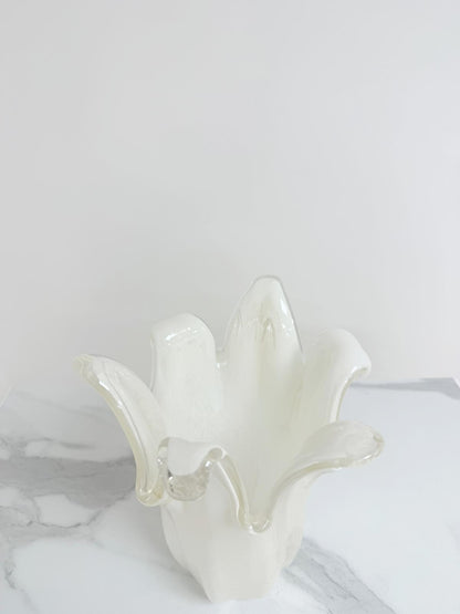 Mellem Giusy vase i Murano-glas, elfenbensfarvet