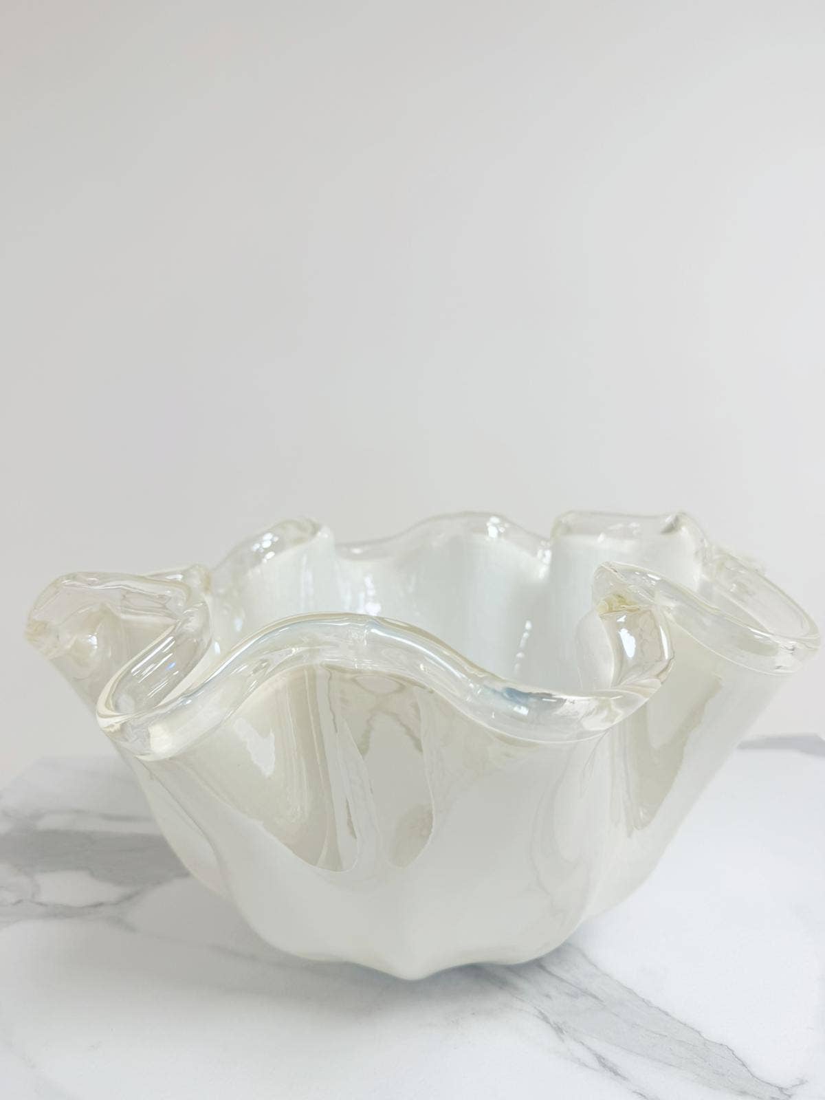 MURANO DREAM, stor Fazzoletto skål i  Murano-glas, elfenbensfarvet